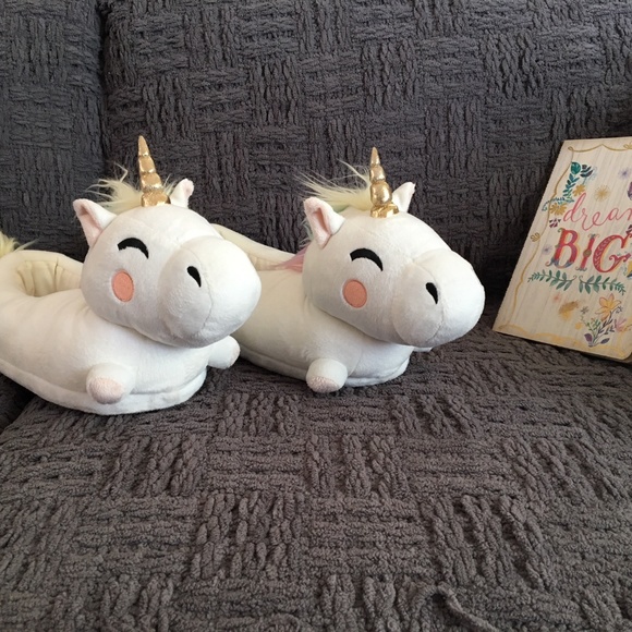 Unicorn Womens Light Up Plush Slippers with Remote - Picture 3 of 8